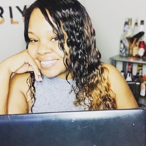 Meet your Posher, Nikki